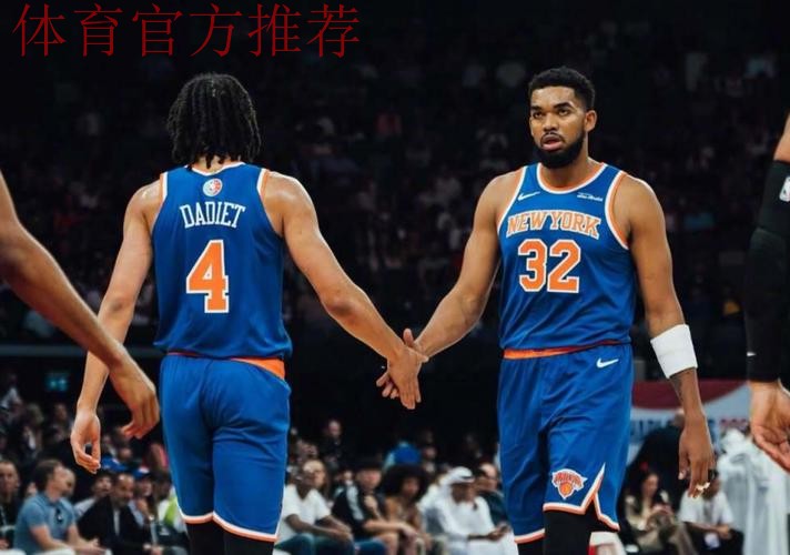 马刺vs尼克斯前瞻：文班大战唐斯，一场势均力敌的较量